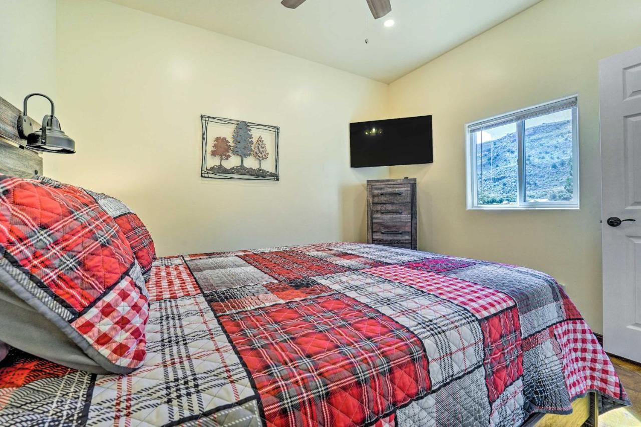 Serene Dolores Cabin With Patio And River Access! Extérieur photo
